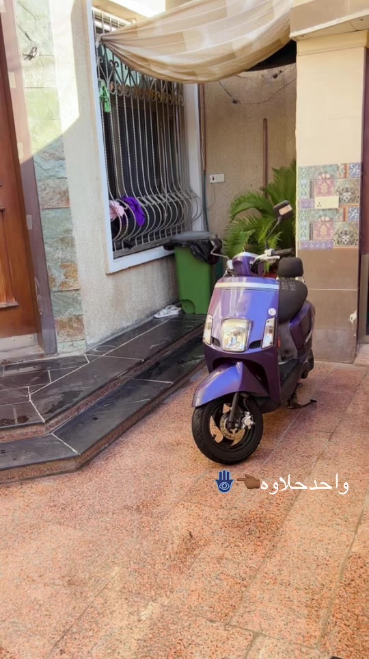 ‏سلام عليكم عندي دراجة للبيع موديل2011 دراجهمنفيس مكاتبه بسمي مكينة مقفولة من البرغي إلى البرغي دراجة دبل مفتاح كتلكات  سعر بواحد 250  رقم ***********
