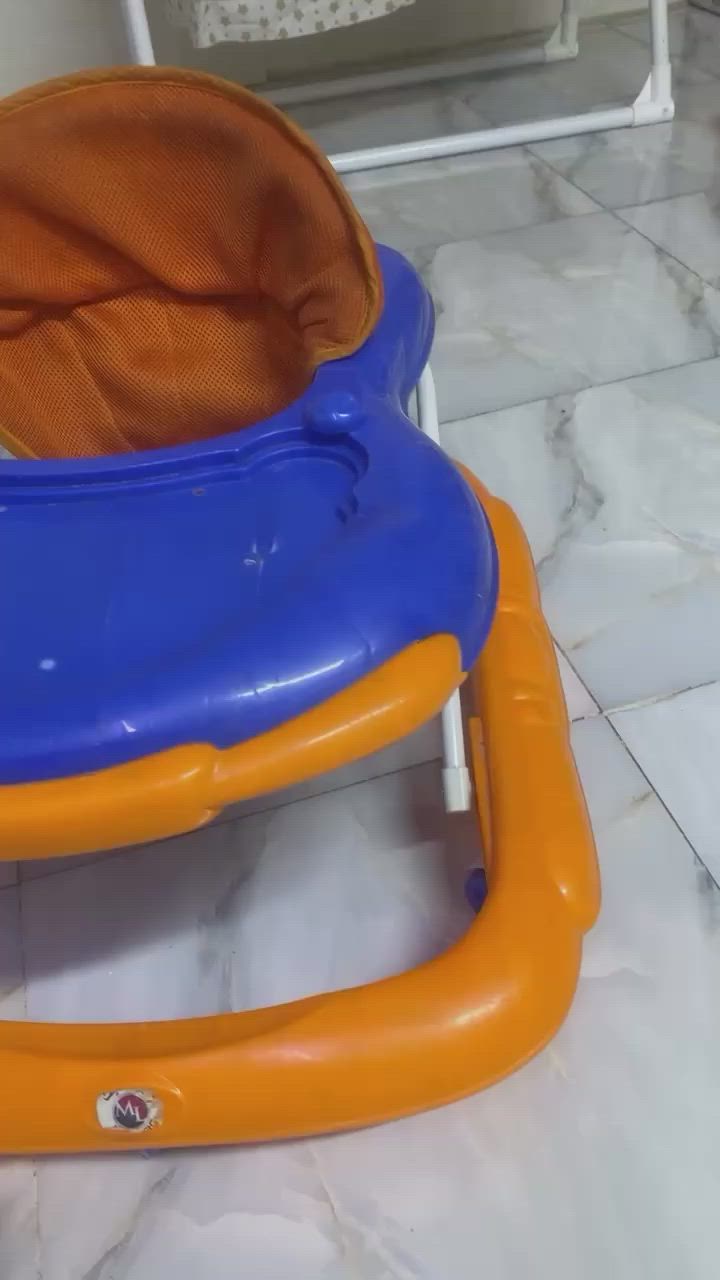 عندي  كاروك اطفال من حديث ولاده لعمر٢سنه فقط يحتاجله غسل مع دوشك  وناموسيه  بسعر٢٥وهديه  حجله طفل تساعده على المشي


**إذا كنت صاحب هذا الإعلان وتريد حذفه لأي سبب، رجاءا أرسل رسالة إلى الدعم الفني**
