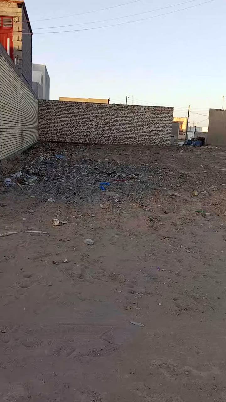 على بركة الله....
قطعة ارض للبيع في الخالدية حي الشهداء
قرب متوسطة طرابلس.. رقم القطعه 5031
مساحة 300م سند صرف طابو واصلها ماء وكهرباء
السعر 45  مليون وبيها مجال شي قليل
للاستفسار الإتصال على الرقم 
***********
