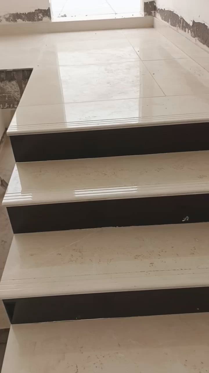 السلام عليكم خلفه سيراميك واشتغل باليوميه او عل المتر شغل ليزر هذا جزء بسيط من الشغل اتصل او راسل والتزام بالموعد ان شاءلله شغل يرضي الله ورسوله شرط درجه اولى ***********
