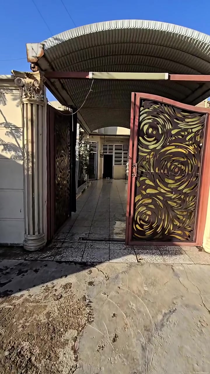دار للبيع زراعي// رئاسه العبيدي// موقع شارع عام تجاري /يصلح بي محل كبير/// سعر مناسب بسعر قطعه علشارع
240م  //ديوانيه وصاله ومطبخ وغرفتين نوم حمام عدد٢ مطبخ حار /طابق واحد بناء حديث
موقه تجاري على الشارع العام شارع 20 مال معمل الغاز قرب علوه بغداد وقرب مدرسه الشهيد سلام
***********
دار للبيع زراعي// رئاسه العبيدي// موقع شارع عام تجاري /يصلح بي محل كبير/// سعر مناسب بسعر قطعه علشارع
@الجميع

دار للبيع زراعي// رئاسه العبيدي// موقع شارع عام تجاري /يصلح بي محل كبير/// سعر مناسب بسعر قطعه علشارع
