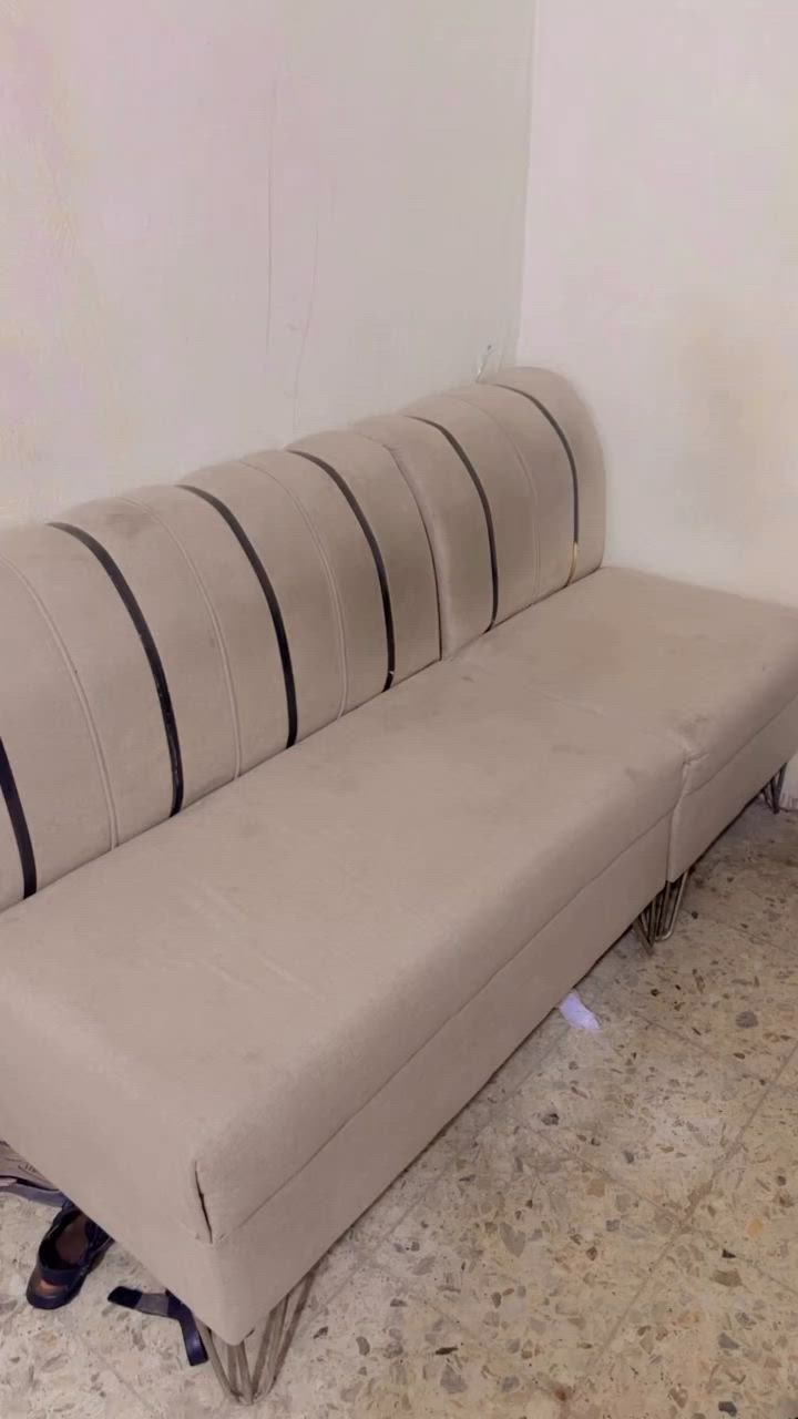 سلام عليكم غراض للبيع لغرض النقله


**إذا كنت صاحب هذا الإعلان وتريد حذفه لأي سبب، رجاءا أرسل رسالة إلى الدعم الفني**