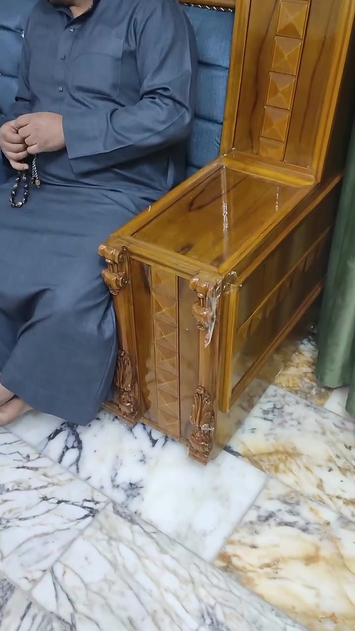 معمل أبو حسين الرمضاني الناصرية الشطرة شارع بني زيد مقابل مطعم الأمير ***********
