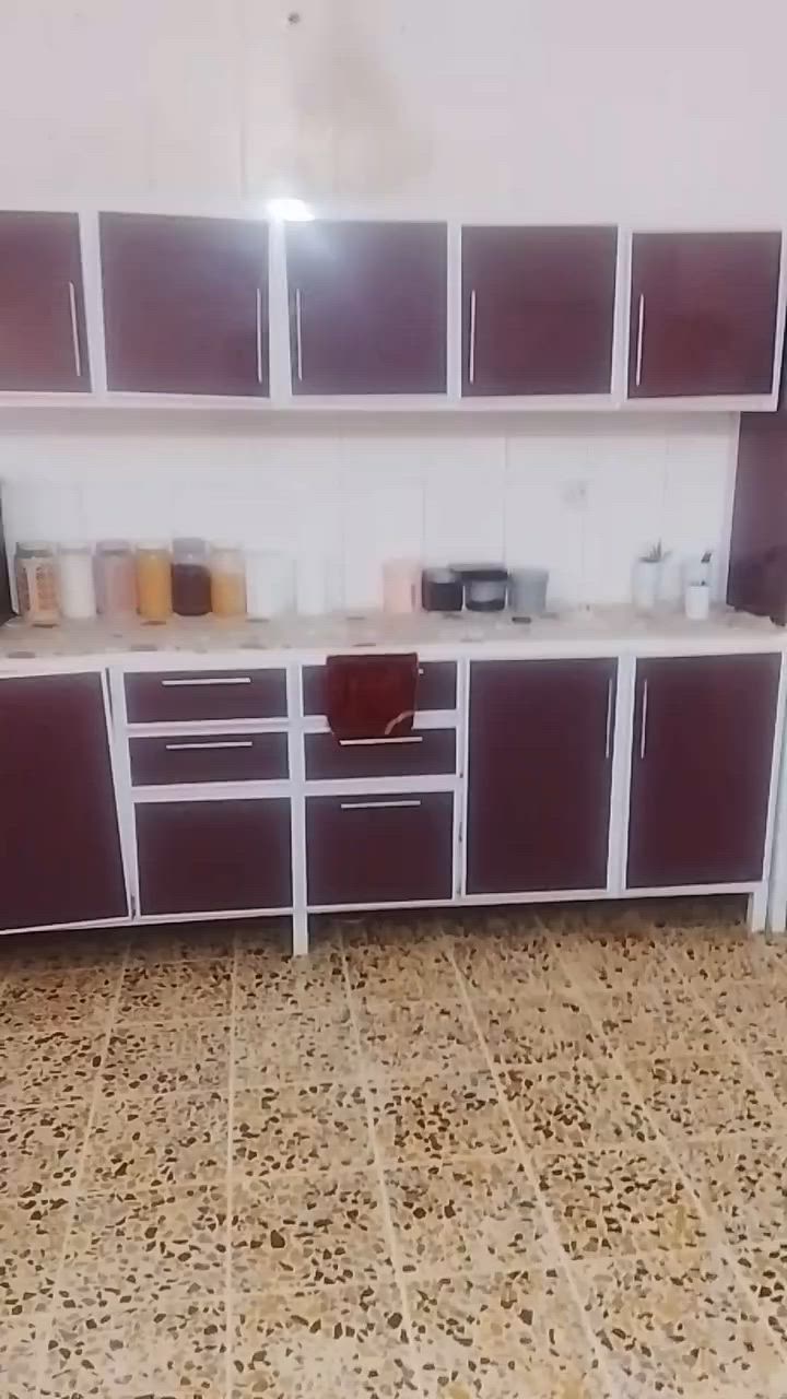 السلام عليكم كاونتر للبيع العنوان الغزاليه 
للأستفسار على هذا الرقم ***********
