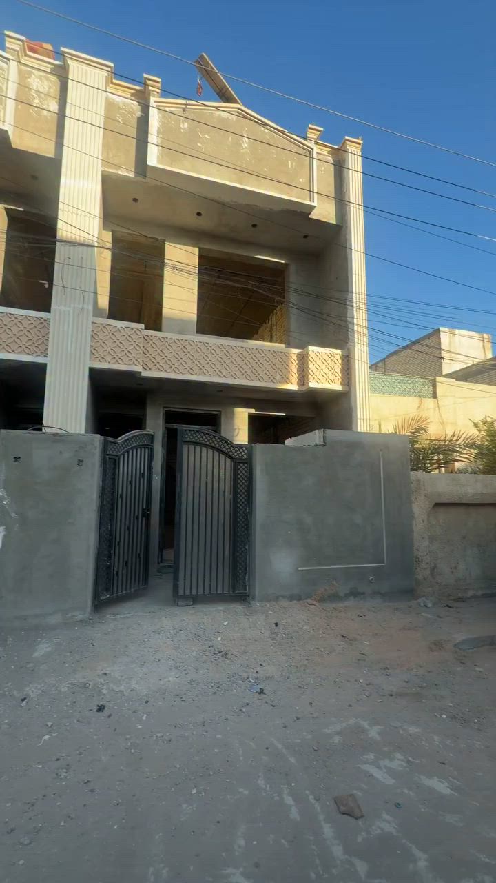 تابعني متخسر شي مكتب احمد الحچامي للعقار 

مشتملات عدد ٢ مساحه الواحد ١٠٠ متر للبيع قيد الانشاء كلشي معزول حته الاضلع حي التراث الكرخ مكان مميز جدا قرب الشارع العام بشارع الكازينو او شارع دائرة الكهرباء 
موضح بلفديو تسليم مفتاح بي كل مشتمل غرفتين نوم موضح كلشي تستلم جاهز اكتب تم يجيك السعر بلتعليق او الاتصال 

ملاحضه 

طابو صرف وليس زراعي عله طابو البياع 
لا يباع في القسط 
لايباع عله المبادره 
مكتب احمد الحچامي 
***********
***********
