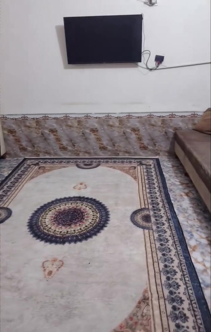 🏡 للبيع او مراوس بالناصرية
المكان: اسكان الصناعي - نزلة ابو فياض - حي اسرة
200م | طابقين | 4 غرف + صالتين + ديوانين 9 متار | طابو
السعر:140 مليون وبيه مجال
يرهم مراوس
للاستفسار: ***********
