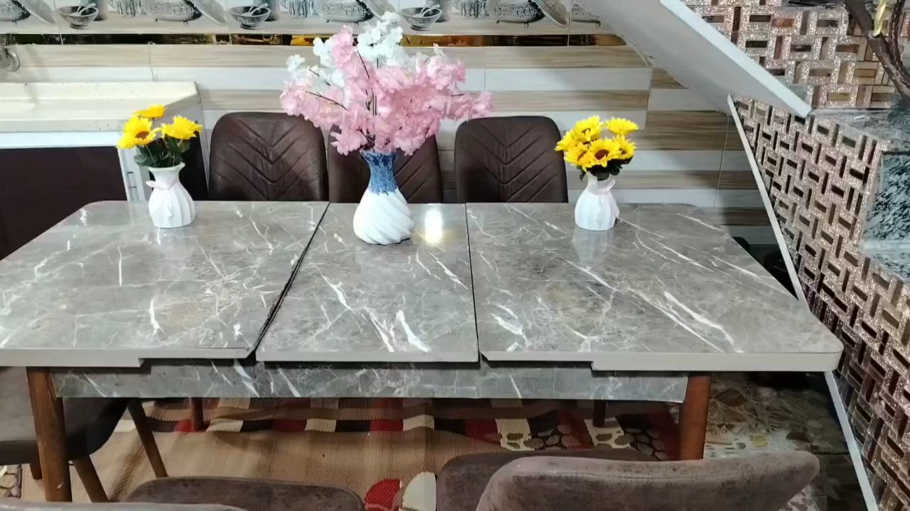 ميز طعام نضيف جدا للبيع السعر 150الف نهايته العنوان بغداد مدينة الصدر قطاع 12
الاستفسار ***********
