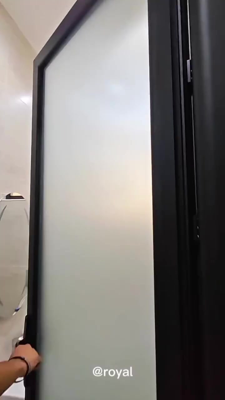 احد أعمال معمل رويال
تم بحمد الله تركيب أبواب المنيوم مفصلي  + شباك المنيوم سلايد / في حي البكر
موقع المحل : موصل - حي الوليد - مقابل مجموعة البركه للحديد
للاتصال:***********
***********
