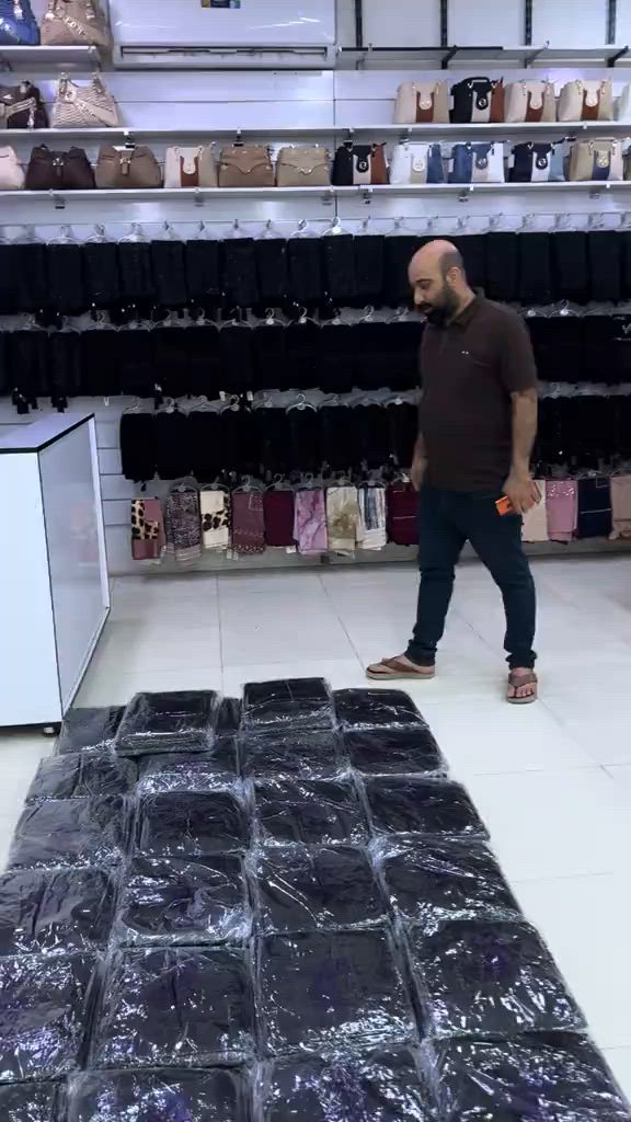 اللهم صل على محمد وال محمد 🤍 عروضنا مستمرة من مجمع ملك العروض 👑 من قسم الحجابات والشالات  حجاب جرجيت موديل ستراس اسود فقط حجم 120    ( السعر داخل الفيديو ) 🔥 هذآ العرض من مجمع ملك العروض 🤴 العنوان / النجف الأشرف شارع عسكري كبل مجاور أسواق السنبلة  يبدأ العرض يوم الأحد                          المصادف 6/14 2026 هام هام هام هام ‼️ ستكون عروضنا مستمرة في أوقات الدوام  ( من الساعة 9:00 🕘 صباحاً إلى 12:00 🕛 ظهرا )  ( ومن الساعة 4:30 🕟 عصراً إلى 10:30 🕥 ليلاً )#ملك_العروض_للعباية_الخليجية #حجاب #حجابات #شالات #fyp 


**إذا كنت صاحب هذا الإعلان وتريد حذفه لأي سبب، رجاءا أرسل رسالة إلى الدعم الفني**