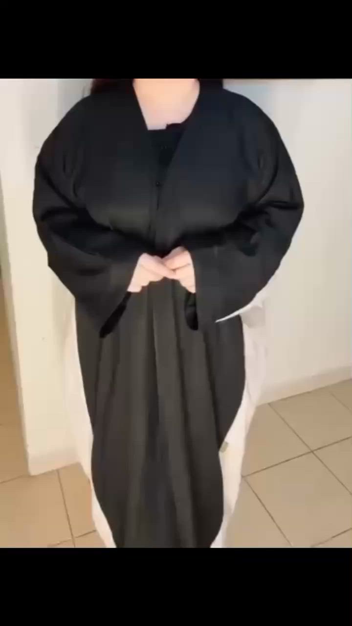 عبي خليجي آخر قطع سعرهم جدا مناسب وقماشهم كولش حلو وبيهم قياسات خاصة الي تحب تحجز خاص حبايب 🩷


**إذا كنت صاحب هذا الإعلان وتريد حذفه لأي سبب، رجاءا أرسل رسالة إلى الدعم الفني**