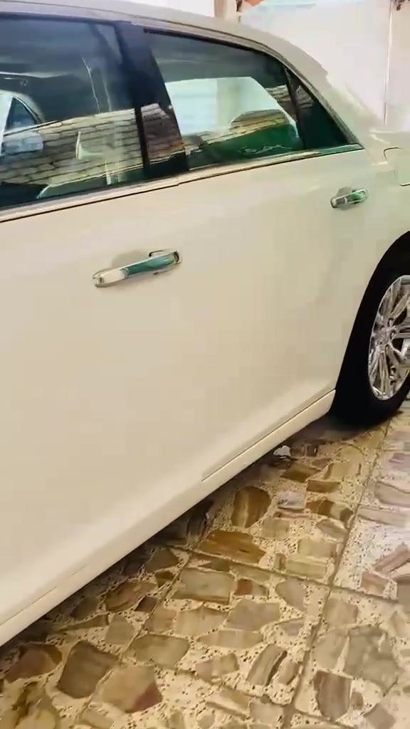 سلام عليكم وبامه 2013 سياره كفاله عامه هيمي 5700 رقم سليمانيه سياره جهازه كير مكينه حداديه تبريد شرط بحال الوكاله ***********
