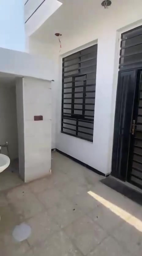 سلام عليكم
🔴بيت ١٠٠ متر 

📍الموقع : جسر ديالى الكرغوليه الجديد سدة جبور نزله

( مجمع سيد احمد)

٥ دقايق ع قناه   

يبعد عن الامين وبغداد جديده ٨دقايق 

خدمات كامله مي مجاري تبليط 

‏***********

السعر ٦٠ وبي مجال

زراعي سند ٢٥
