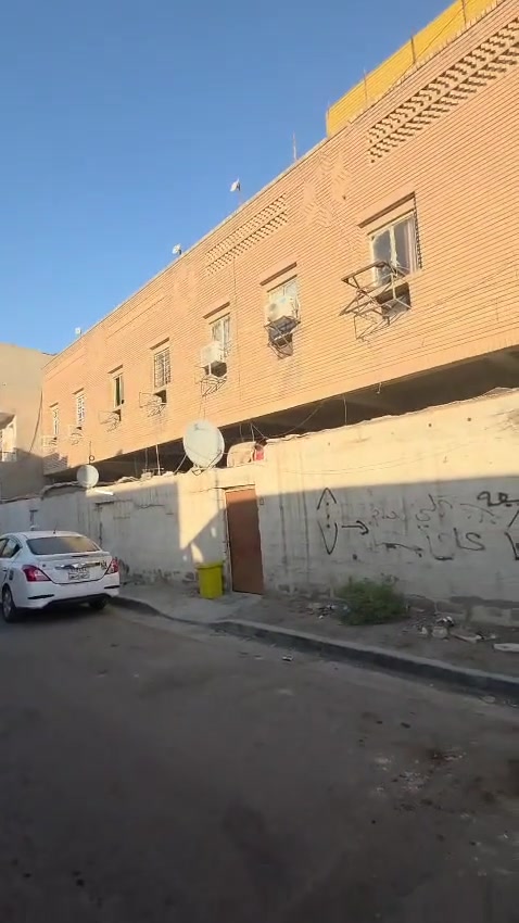 قطعة البيع المساحه 371 الا عظميه شارع قاسم ابو كص ***********

