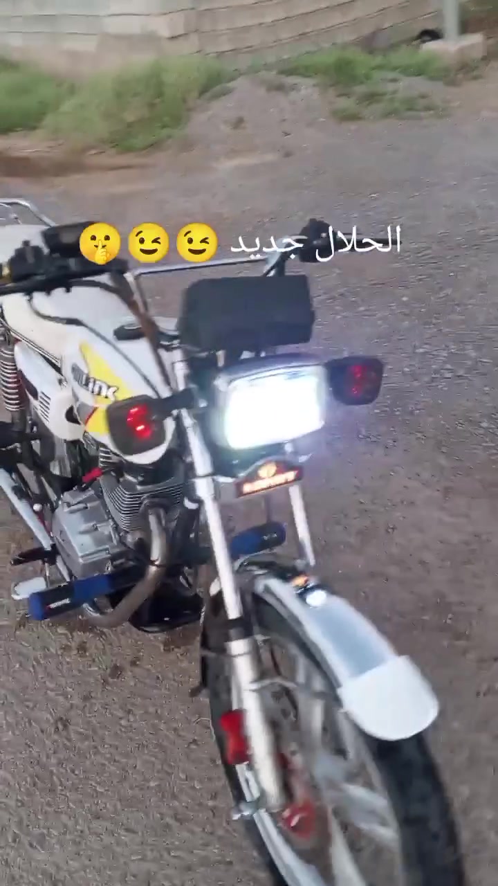 السلام عليكم درجه للبيع سيفان موديل 23 كفاله عامه وراق كامله سعر550 وبيه مجال بسيط مكان ديالى بلدروز أمام عسكر رقم ***********
