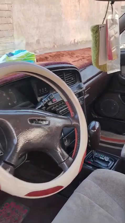 السلام عليكم
اخوان مارك كصيف سياره نضيفه ومال جناي متعوب عليها
مكينه ونجي تبريد كهربائيات تخم تاير حداديه لسياره ربع ما تصرف عليها جاهزه على اخر حبايه راعيها يريد تحويل ارقام انكليزي سنويه لل ٣٠ 
رقم صاحب السياره انه مكلف بالنشر
*********** ابو مقتدى
