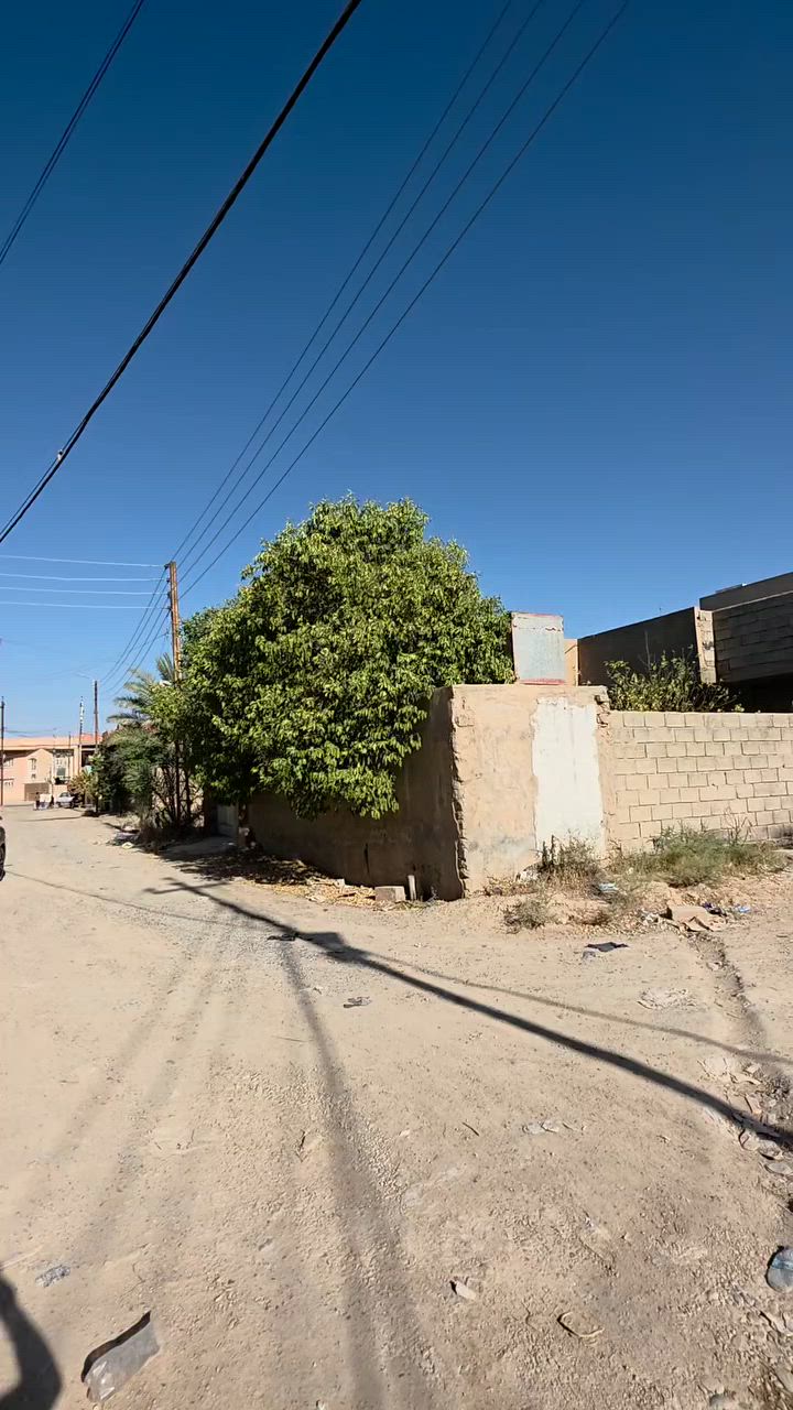 السلام عليكم دار للبيع 250 متر وجه 12.5 ونزال 20 سامراء حي افراز العلوة ركن موقع يعتبر سنتر بسامراء طابو ملك صرف صدامي نموذج 25 من صاحبة مباشرتا 
للاستفسار الاتصال على ***********
أو زورونا على مكتب المميز للوساطة العقارية حولي المثنى بالشهداء مقابل الجبيرية الثالثة مجاور  صيدليه جوهرة المدينة
