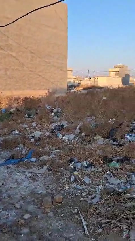 مساحه ارض مميزه للبيع لاصحاب الاستثمار والمشاريع  التجاريه قطعه ارض 1200 متر للبيع كافه الخدمات موجوده من ماء وكهرباء ومجاري. بسكينه  مقاطعه 8/2  المربع الذهبي لمن يرغب بالشراء مراسله الرقم  ***********.  واتساب فقط او خاص  تحياتي للجميع
