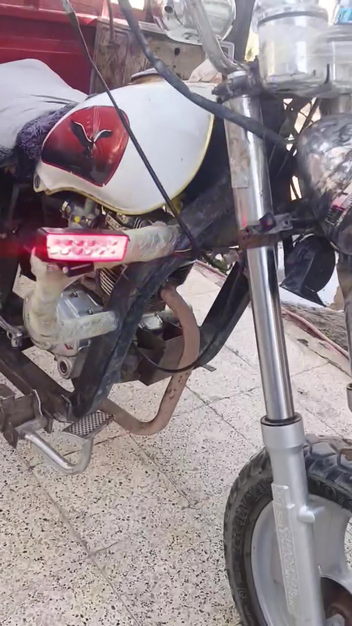 ستوته للبيع اكثر من الطير محرك ام الطير شاص دايوان 700,000 بيها مجال شراي يخابر على هذا والمو شراي لا يخابر ***********
