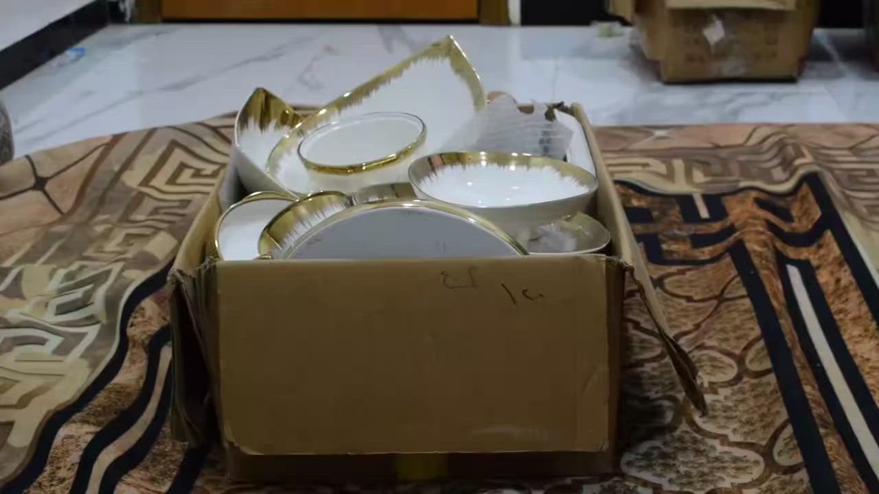 عرض 🌚 خاص،،،،،
كارتون فرفوري يتكون من 35الى40
          فرفوري نوعيه ثقيله
 
            ( شعاعي مذهب) 

سعر الكارتون 45الف فقط
 
توصيل داخل سامراء 2,000دينار
كافة محافظات العراق 5,000دينار 
للحجز والاستفسار الاتصال على الرقم التالي ***********
كارتون رقم {17}
عرض لهذا الكارتون فقط يوم الجمعه
