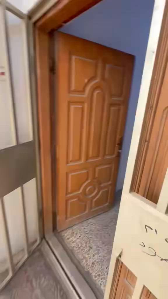 للأيجار شقة 100 متر طابق ثاني غرفتين نوم وحولي مطبخ وحمام وتواليت وبلكونة2 شاطئ التاجي منطقة الطي مقابل افران الطائ ي السعر 250 ألف قفل قفل قفل ***********
