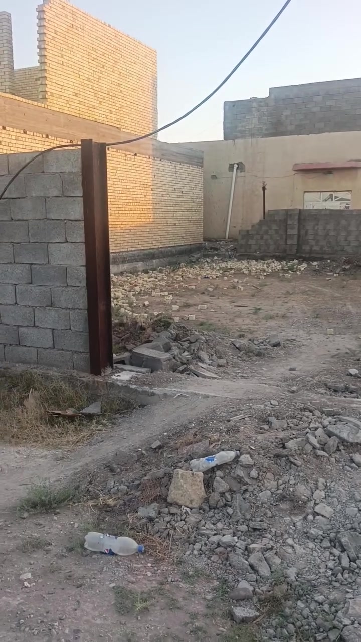 قطعه ارض للبيع مساحه ١٢٠ متر 
الدورة هورجب 
قرب المدارس  والسوك 
سند ٢٥ 
الاستفسار ***********
*********** او مراجعه مكتب ليث الجبوري للعقار
