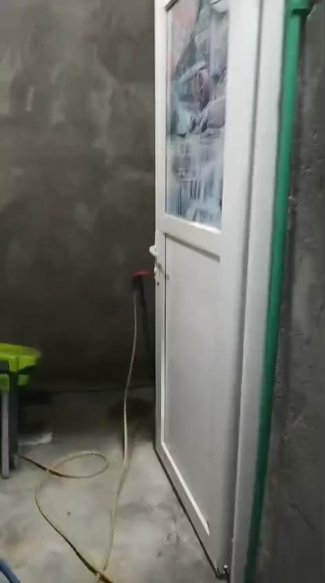 بيت رهن المساحه ١٢٥ متر البناء ٧٥متر قيمة الرهن ١٠ ملاين المكان حي الفرات الجديد للإستفسار الاتصال على الرقم *********** بيه فديو
