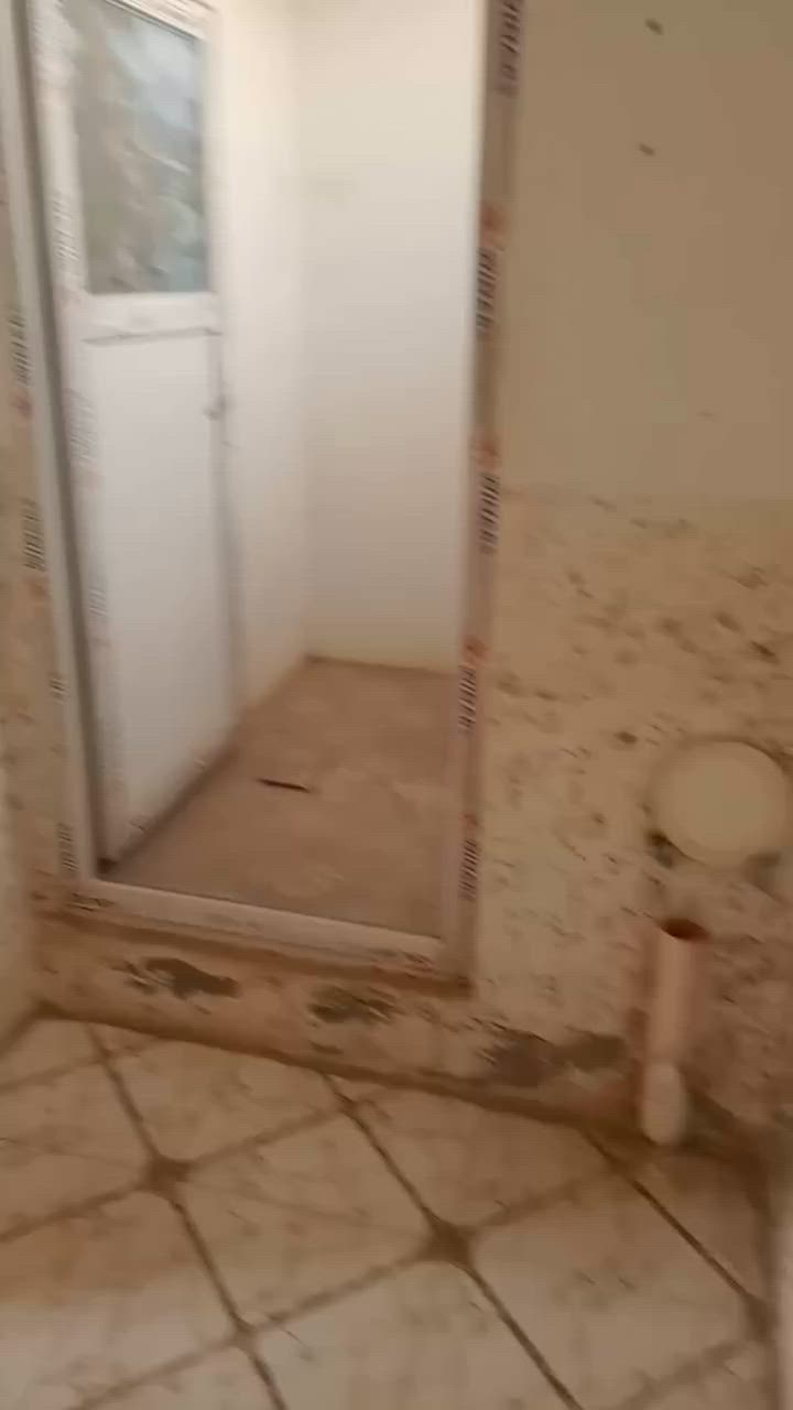 سلام عليكم
بيت للبيع طابو زراعي المساحه 100م مربع ركن البيت طابق ونص
المكان حي ميسان شارع مجمع جوهره العرب فرع مدرسه العاصمه الاهليه
***********
