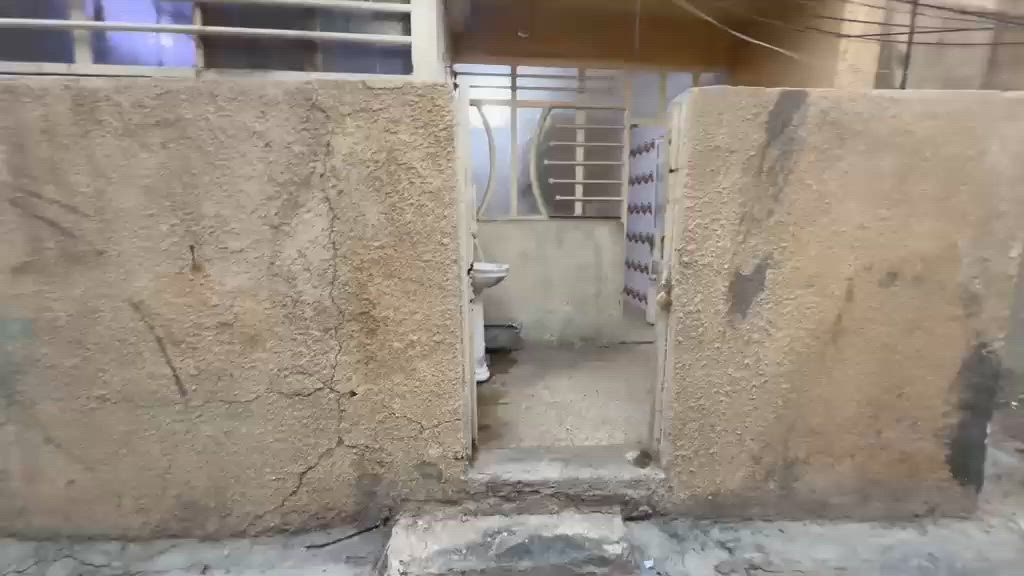 مشتمل للإيجار يحتوي على غرفه نوم او صاله او مطبخ او صحيات حي جهاد المانه. السعر 400. للاستفسار ***********.
