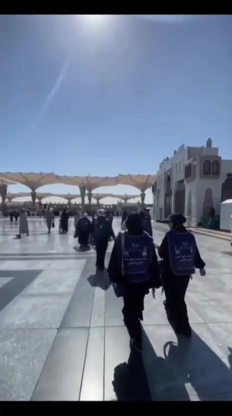 بسم الله الرحمن الرحيم أللهم صلى على سيدنا محمد وعلى اله وصحبه وسلم بتاريخ2026/7/25 دخول نساء قافلة شركة سما الازهر والمناسك إلى الروضه الشريفة الحمدلله والشكر الله حجز الروضة من ظمن البرنامج خدمة ضيوف الرحمن شرف لنا انسب الاسعار مستمرين استلام جوزات بدايه شهر ٨ تواصل ***********

