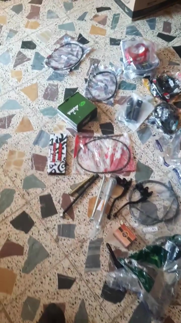 سلام عليكم تعميره لبيع.   مال خمس نمر ***********
