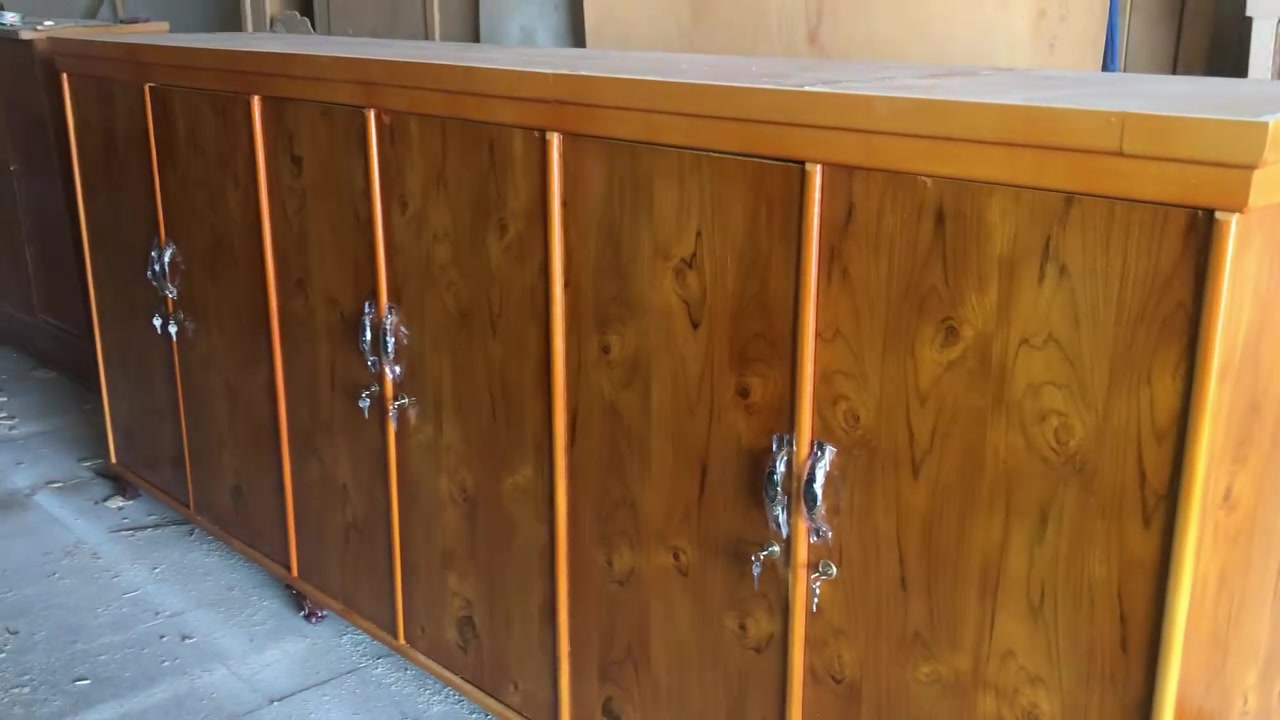 شغل نجاره حسب طلب ميز نضد صاج تسكام مكان سماوه ***********
