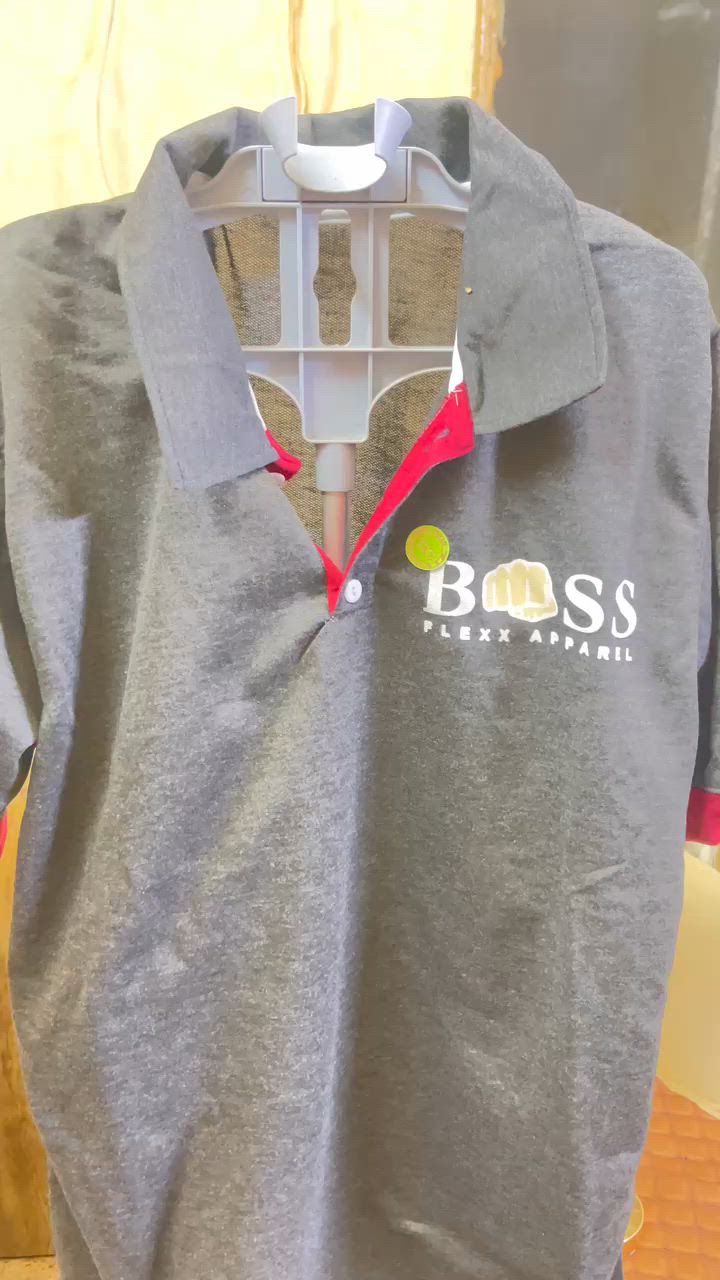 متوفر جمله فقط مكاني بغداد
شنو اسم/موديل هالتيشيرت بالضبط؟ وهل هو بوس فيلكس (Boss Flexx) لو موديل ثاني؟: 
بوس فليكس
شلون المقاسات المتوفرة عدكم؟ من شكد إلى شكد، وهل الطلب حسب المقاس لو كلها جاهزة؟: 
كلها جاهزه 
شنو الخامة/نوع القماش؟ وهل هو نفس الجودة الظاهرة بالصور لو أكو تفاصيل عن السماكة والراحة؟: 
نفس بالصور
السعر شكد للجملة؟ وهل أكو حد أدنى للطلب أو تنزيلات إذا أخذت كمية؟: 
اكو تنزيلات 
إذا أكو توصيل، شنو المناطق اللي يغطيها التوصيل ببغداد وباقي المحافظات؟: 
لا ماكو توصيل 