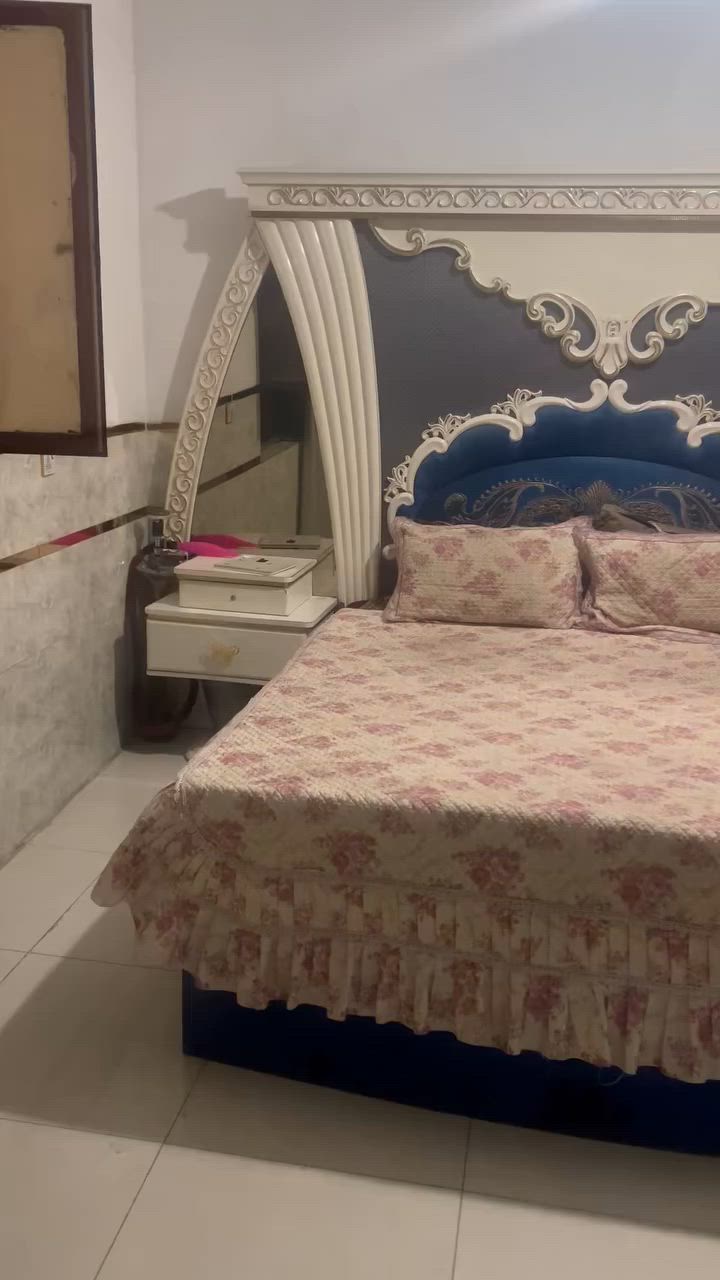 السلام عليكم غرفه تركيه مضيفه مبينه من شكلهه كدامكم كلش نضيفه ماشاء الله السعر 650 (***********)
