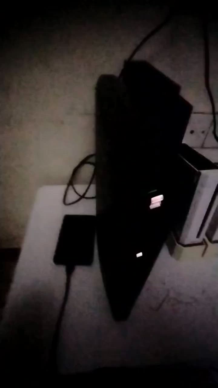 معا العاب ودركسون بلي ثري اثنين نص لفه وثاني لفه كامله اسود معا دواسه وحده  والعاب للاستفسار خاص    وللمراوسه ايشي عدك نزل


**إذا كنت صاحب هذا الإعلان وتريد حذفه لأي سبب، رجاءا أرسل رسالة إلى الدعم الفني**