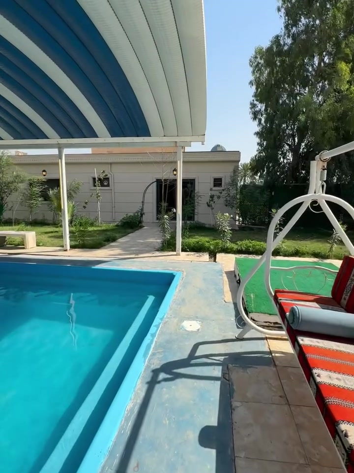 مزرعه زهور بغداد 🌺
إحجز مزرعتك وتمتع بالخصوصية التامَّة 🥰

يتوفرُ جميعُ الخدمات التي تخطرُ على بالكم مع أجواءِ الطبيعةِ الخلابةِ الساحره 😎

مميزاتُ زهور بغداد 🌸
2.التيار الكهربائي على مدار 24 ساعةٍ كاملة دون إنقطاع ويتوفرُ فيه مولدة كهربائية ☺️

4.مسبح خاص للكبار حجم 10 في 5 متر 
 مع مسبح للأطفال🏊
5.يحتوي منتجعنا على ألعابٍ للطفال والعاب للكبار (( منضدة 🏓 + فيشه ))

6.صالة  مؤثثة ومكيفة + غرفة نوم مؤثثة ومكيفة + مطبخ على الطراز الإيطالي مؤثث بشكلٍ كامل 😍

7.جلساتٌ خارجية من الطراز الفاخر جداً 
جلسات عربية
 ي

8.مكانٌ مخصص للشواء مجهز بجميع الإحتياجات الخاصة لذلك 😍

9.مجموعة صحيات داخلية وخارجية متكاملة 

10.تتوفر سماعات سستم صوت عالي النقاوة 🎵 
11.علماً يتم تعقيم المكان بشكلٍ كامل بعد كل إستخدام 😷 
ملاحظة مهمة جدا جدا :؛
المزرعه داخل بغداد يعني ماكو طريق خارجي ولا طريق طويل 📍🪶

إحجز ☀️ إسبح 🏊 إشوي 🐟 وإقض أحلى وأمتع الأوقات مع عائلتك في أجواءٍ صيفية جميلة 

#العنوان بغداد الكرخ حي الجهاد المكاسب
قرب مطار بغداد الدولي
***********
