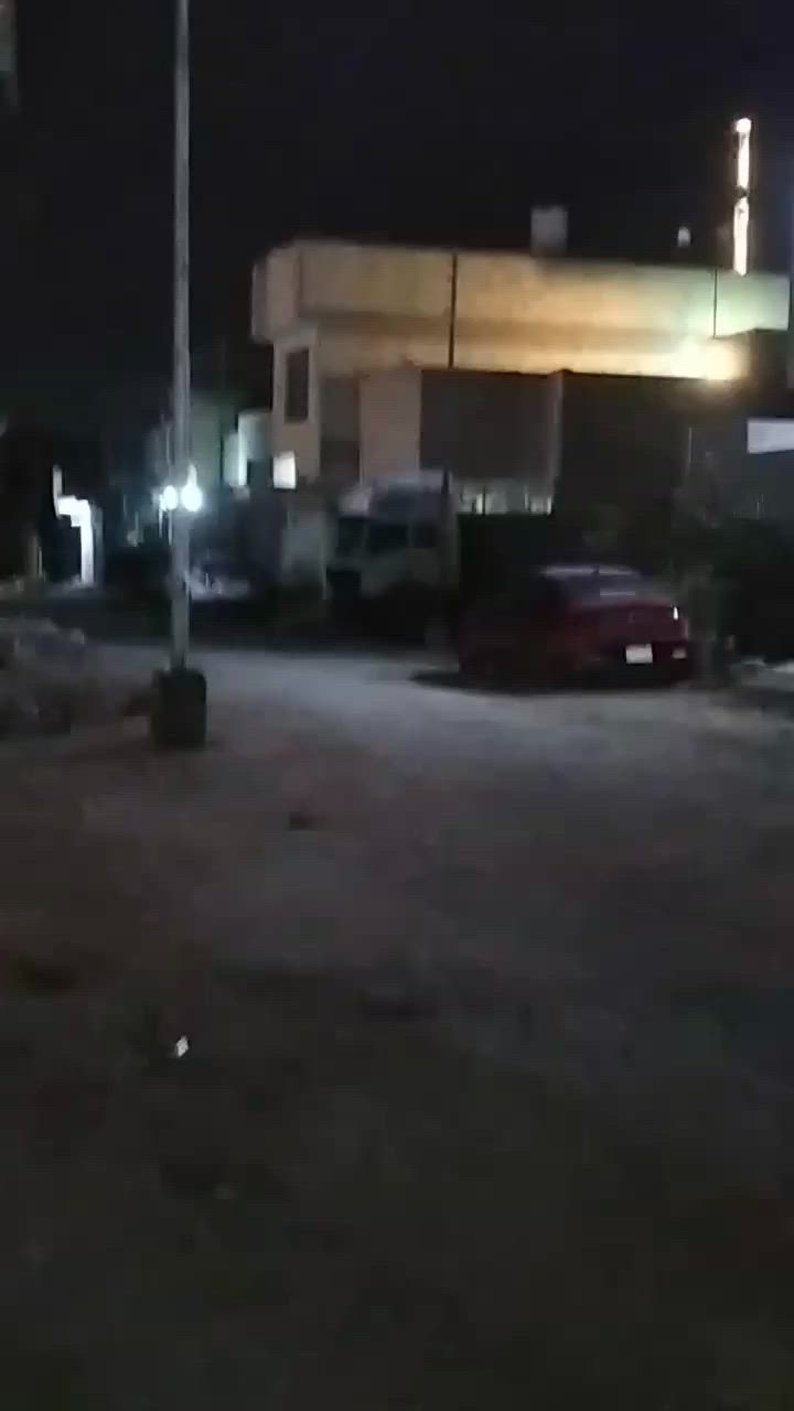 ١٠٠ متر عرصه لبيع حي النداء
منطقه ٥٧ خامس قطعه عن تبليط 
السعر ٥٤ مليون مع المجال لأستفسار الاتصال على الرقم التالي وتساب 
***********
