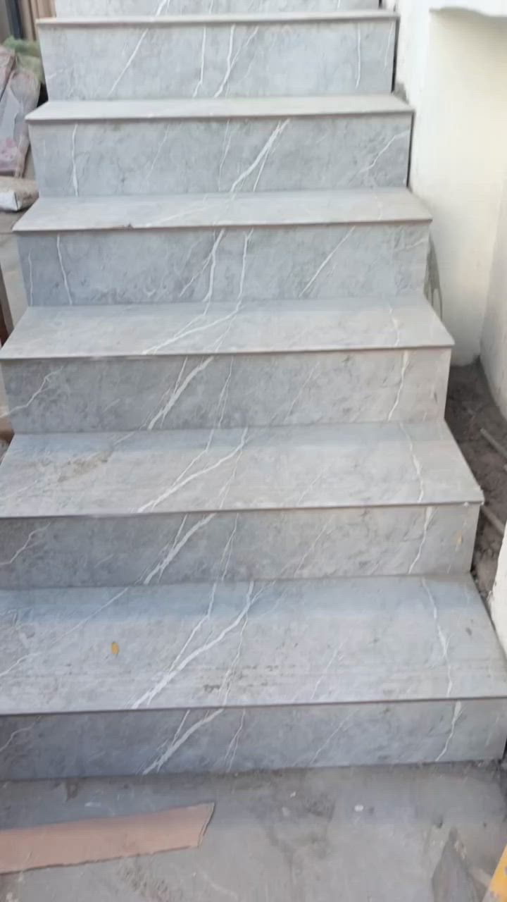 السلام عليكم
خلفه سراميك ارضيه جدران دروجه لوح لبخ تصفير شرط شغل درجه اولئ مكاني جانب الكرخ الي يحب يتواصل وياي هذا رقمي ***********
