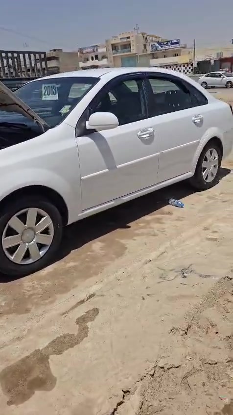 وبترا 2013 جاملق امامي صبغ بدون معجون وتصليح دوسه ودوائر تبريد ثلج سنوية جديده سيارة بسمي كاربون بيها كير شرط *********** //*********** سعر 85

