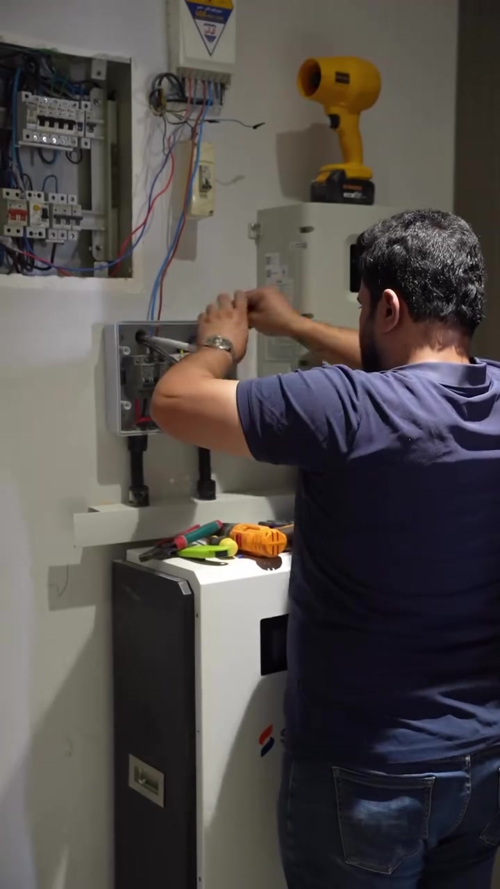 تنفيذ جديد من أعمال مكتب الثقة للطاقة الشمسية 
محطة منظومتنا اليوم في وكالة ميرج للتسويق والمبيعات، بتنفيذ احترافي وحلول طاقة موثوقة تلبي احتياج المكان وتضمن استقرار الكهرباء.
إذا عندك منزل، شركة أو مشروع… خلي الطاقة الشمسية هي استثمارك القادم

للطلب والاستفسار مراسلة الصفحة أو تواصل ويانا مباشرة:
📞 ***********

#ميرج_للتسويق_والمبيعات 
#مكتب_الثقة
#الطاقة_الشمسية
