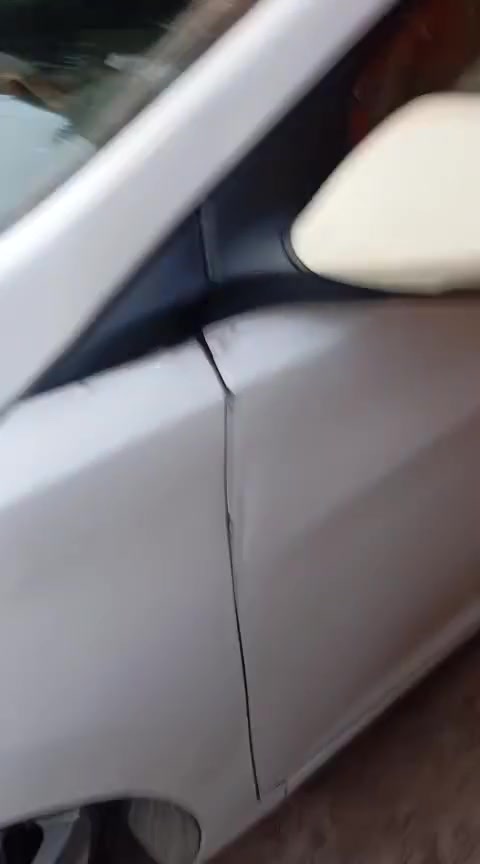 سيارة النترا
رقم ديالى رقم و سنويه جدد
موديل ٢٠١٣
بيها صبغ ابيع صبغ عام
جاملغ خلفي مبدل 
صدر أمامي و خلفي جديد
سياره حلوه نضيفه مكانها بغداد
سعر ٦٨ ورقه
لتواصل
***********
