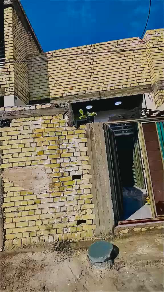 السلام عليكم
بيت للبيع 80 متر واجهه 4 نزال 20 قاط واحد كامل للاخير وياه تانكي وسخان وماطور ومغاسل تعليك وغربيه واير سحب جاهز واير انترنيت جاهز بوب الحمامات المنيوم سطح شتايكر  مابي نقص ولا شي 

الضباط الثانيه الزراعي شارع ١٥

للاتصال *********** 

‭***********‬

