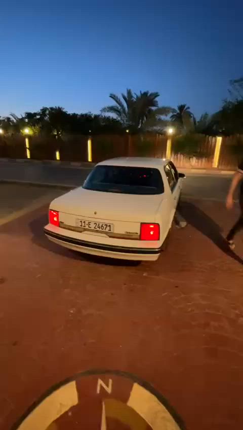 سلام عليكم كل تفاصيل بل فيدو يشهد الله ٦٥ صايره عليه بس محتاج اريد بيع *********** مكان بغداد
