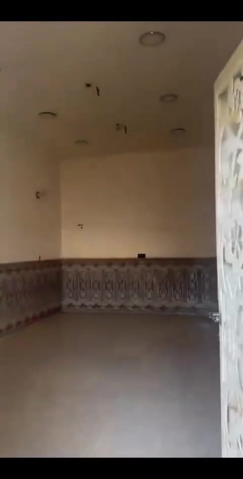 بسم الله ما شاء الله تبارك الرحمن بيت للبيع ٢ نوم صاله مطبخ صحيات استقبال طارمه الشموخ قرب مستوصف الشموخ ملاحظه فوكه شقه الإيجار ٦٠٠ الف 📞 للاستفسار والمزيد من التفاصيل:
***********
***********

🔗 قناة التلكرام الخاصة بالعقار:
https://t.me/ahmed32574

🔹 كروب واتساب خاص بالعقار:
https://chat.whatsapp.com/HV9E3oaK8odIigmvaXUhy4

💬 للتواصل مباشرة عبر واتساب:
https://wa.me/9647819666110
