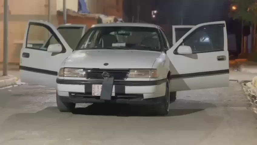 سلام عليكم
اوبل فكتره للبيع 
موديل: 1992
محرك: 2.0
لون: ابيض 
تخم:تايرات جدد 
سعر: 38 بي مجال بسيط للشراي 
رقم: ***********
مكان: كركوك 
غير متواجد على الخاص

