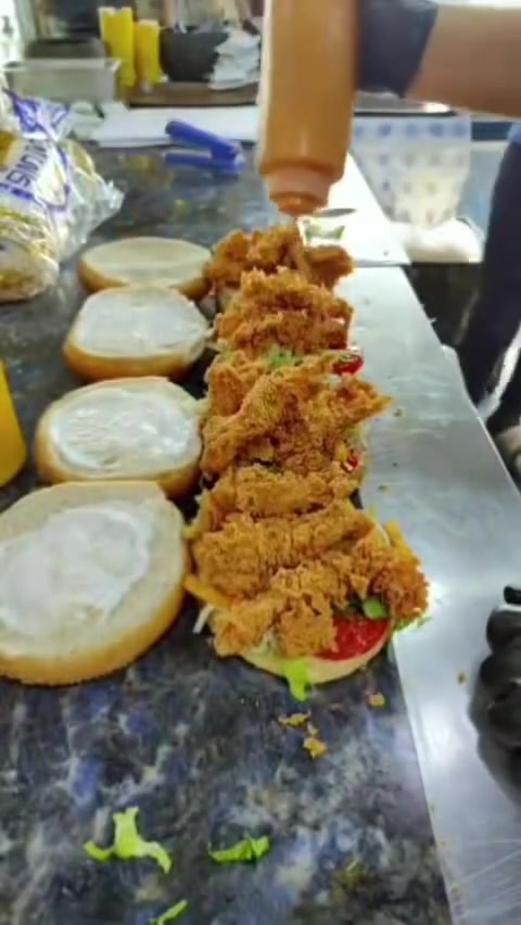 @عــــ🍟🥤🍔ـــرض ب 14 فقط 

4 بـــــــركــــــــر  زنـــــــجــــــــــــر 
 كـــبيـــــره 🍔
 ㊙طــــبــــق فـنـــــــكــــــــر 🍟
㊙بــــطــــل ببســــــــي عــــــــائــــــــلي 🥤
㊙صــــــــوصــــــــات بــــنــــواعــــــــهااا 🍯

كافية روتانا : مطعم وكوفي وقاعه للأفراح
العنوان: الأنبار الرمادي سدة البعلوان 

*********** بي وتساب
