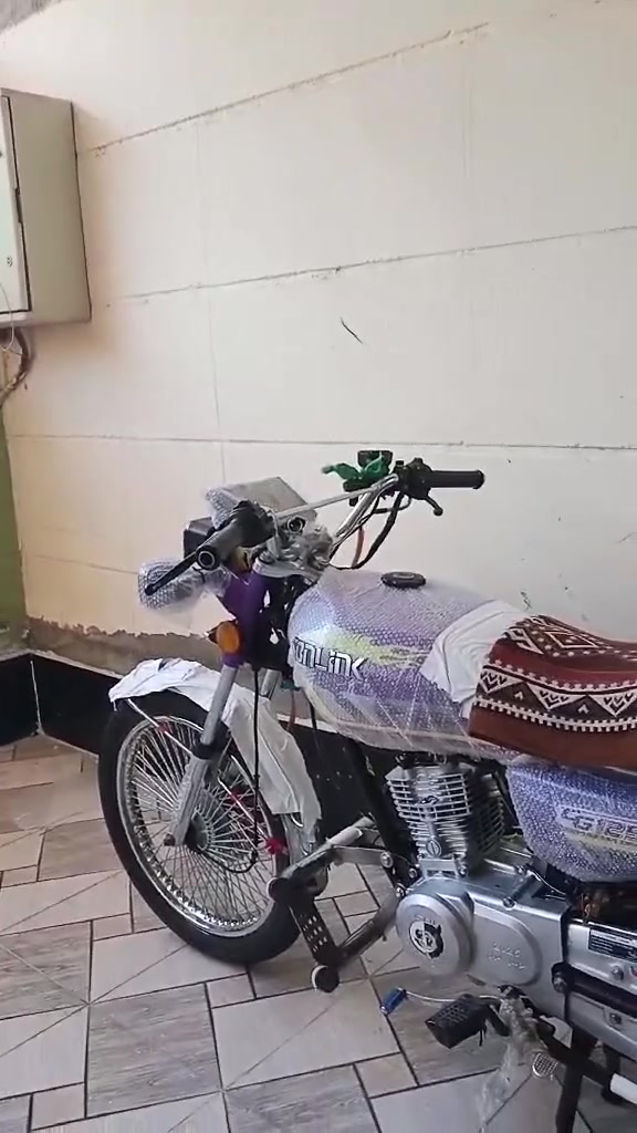 السلام عليكم للبيع تايكر موديل 25كفال عامه لون مميز 💜 دراجه مكفوله كفال عامه اي نقص مابيه دراجه كلشي شغال بيه ماعده شاش تشتغل نصه والبقي شغال كله تاير امامي خلفي جدد بسعر مناسب جوه سوك مكان ديالى بعقوبه جسر خرنابات اتصال ودلل برسم الخدمه ***********
