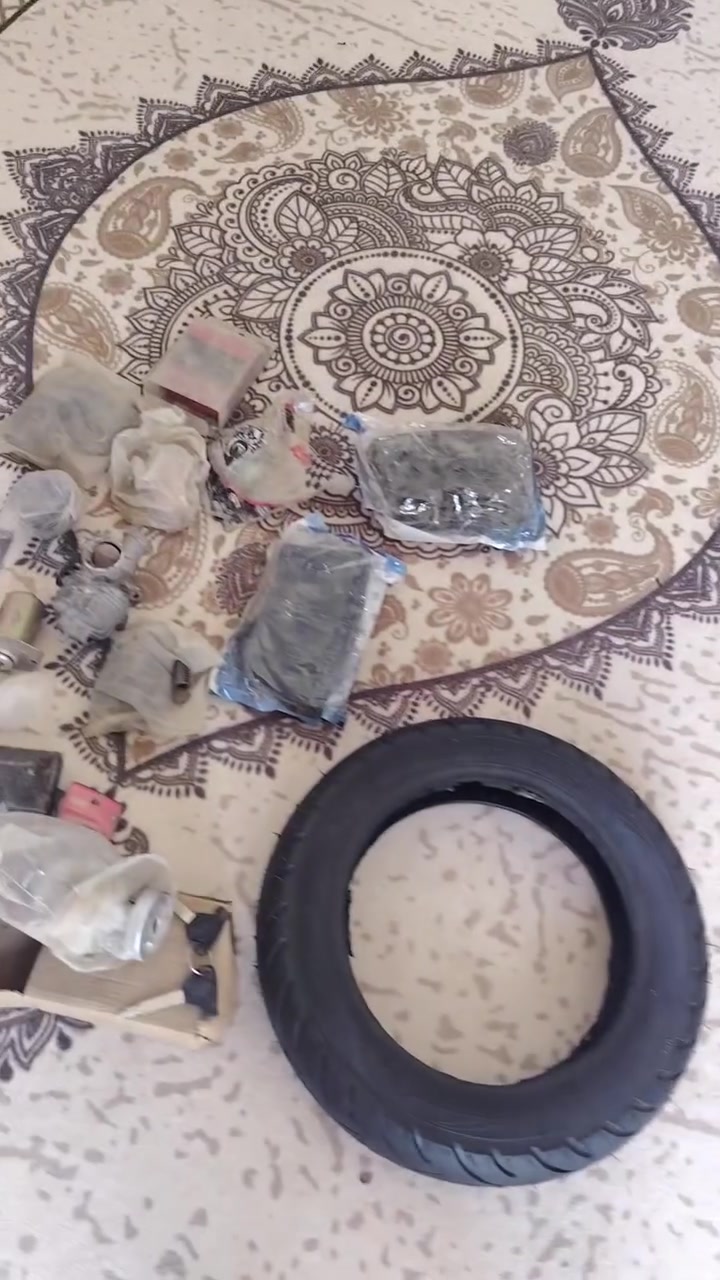 تاير بيجي جديد مامشدود.. جوزه ماكسام بصمه.. 5 سيتات سبلنك.. 5 جوب نامه.. سلف ماكس 2.. عقل ماكس 1..عقل بيجي 1..طبق ماكس.. طبق بيجي.. نشرات 2.. كلجات بيجي.. كتف بيجي.. كابريتر نامه... كلهن جديدد شرط كلهن شلع ب 50 السماوه ***********
