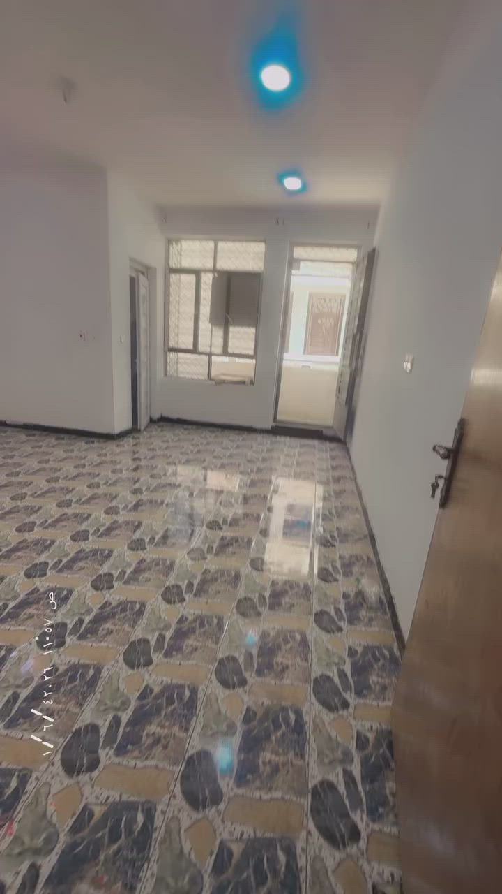 ⭕️للإيجار
بيت ٦٠ متر ٣ طوابق صالة ومطبخ وخدمات الأرضي وطابق الثاني  غرفة سويت وصالة وطابق الثالث غرفة سويت وصالة 
الغزالية نهاية شارع البدالة قرب سيطره معمل الثلج 
للاستفسار. 
***********
