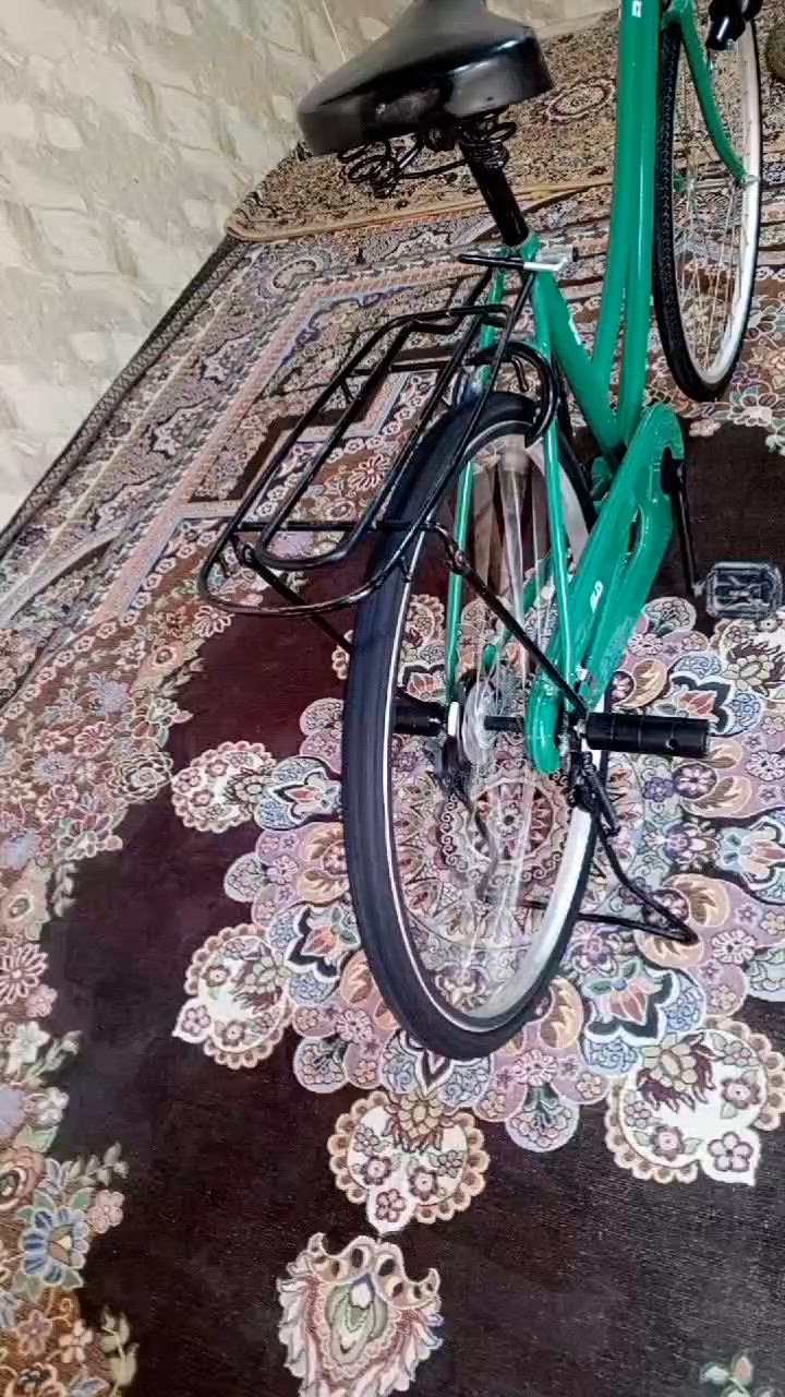 باسكل للبيع السعر140 وبي مجال للمفاوض للشراي مكاني نجف ميسان الباسكل قبل شهرين نزلتة من ابو النقش يمكن بي 5 شخطات زغيرة ويمكن اقل

 الرقم ***********🍃💙