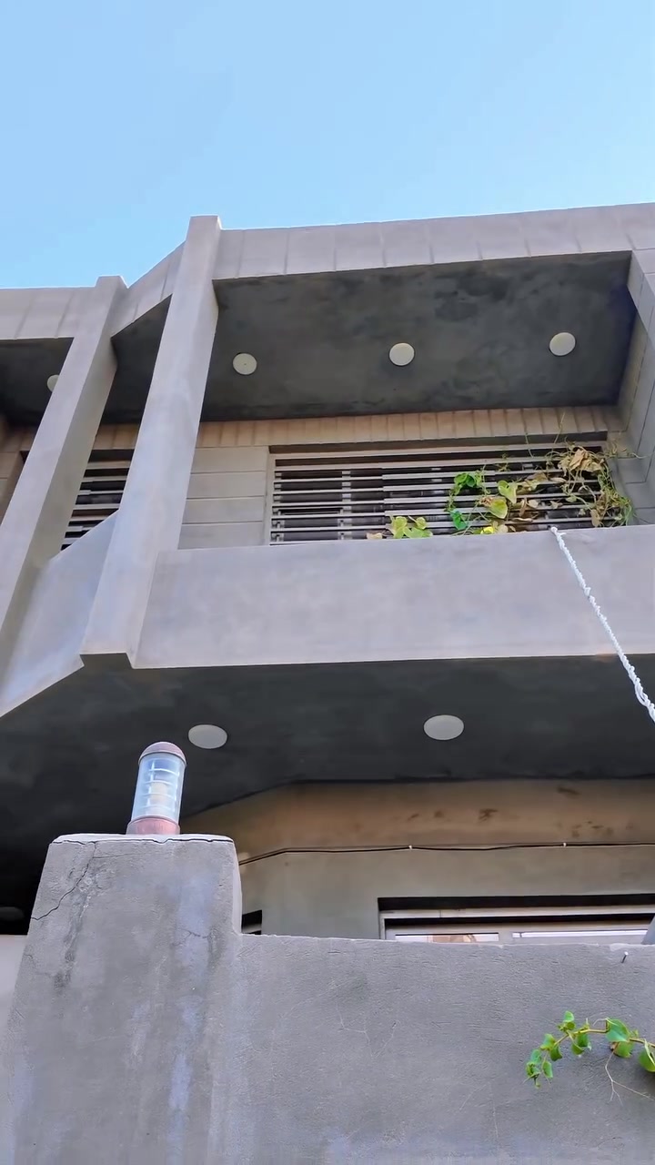 🏡 دار للبيع – حي الجامعة

✨ فرصة مميزة للسكن أو الاستثمار

📍 الموقع: حي الجامعة
📐 المساحة: 100 متر
🏗️ البناء: طابقين
🧱 نوع البناء: طابوق درجة أولى

دار مشيد بإتقان وبناء متين، مناسب للعائلة وفي موقع مميز داخل حي الجامعة.

📞 للاستفسار ومعرفة السعر
***********
***********
